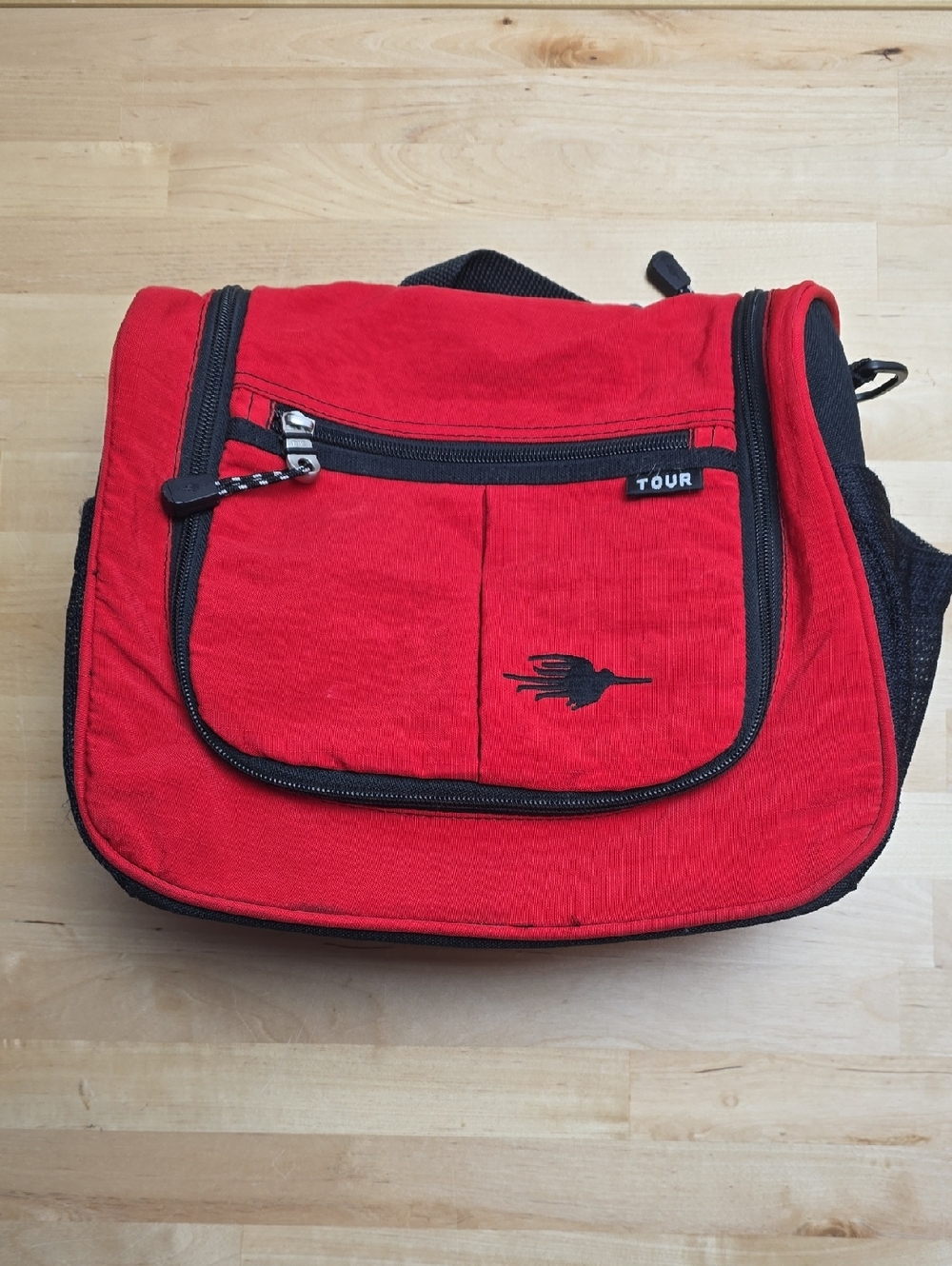 Kiva Tour Toiletries Red Bag